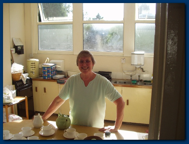 600x449 pixels (108K)